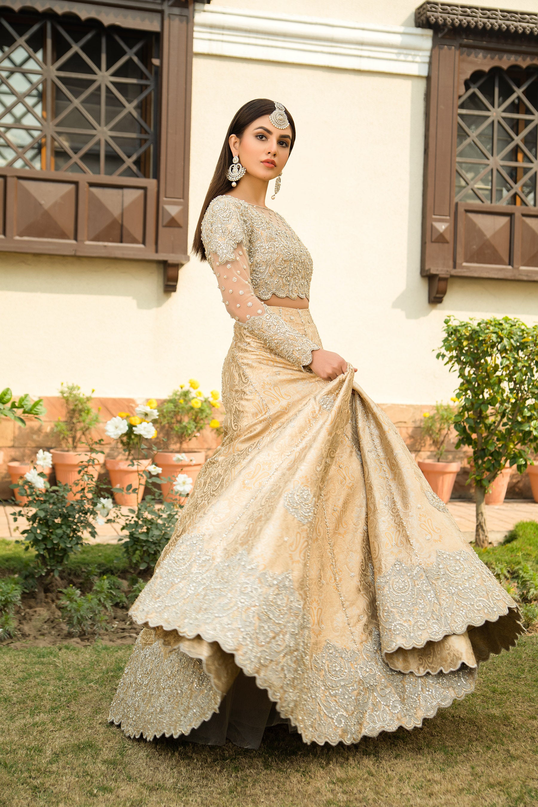 AURUM LEHNGA CHOLI